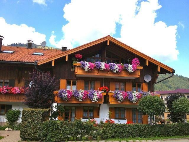 Haus Petra Appartement Oberjoch Buitenkant foto